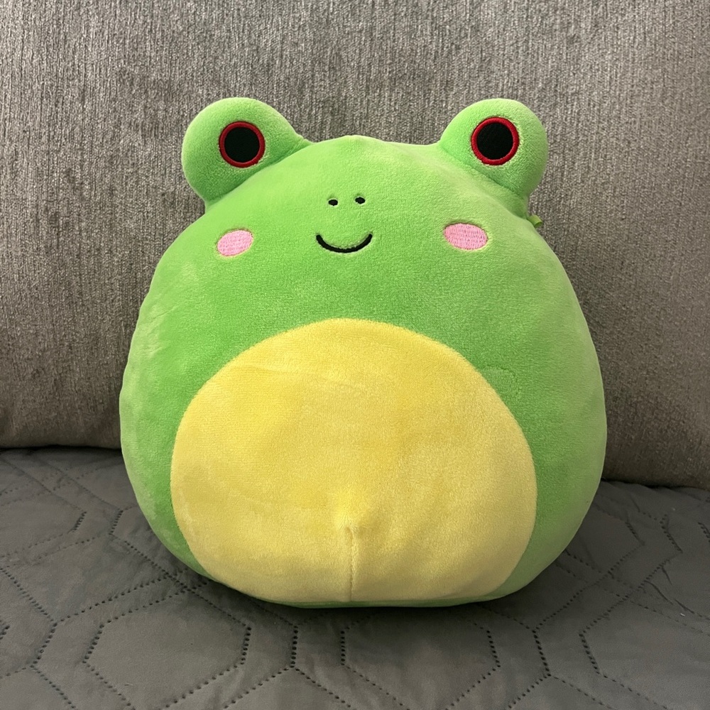 Squishmallows - Red-Eyed Wendy